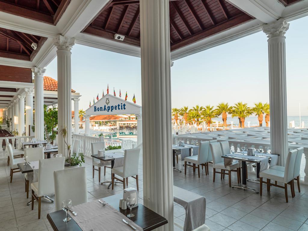 Club Tarhan Beach Didim Ngoại thất bức ảnh