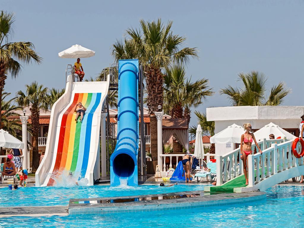 Club Tarhan Beach Didim Ngoại thất bức ảnh