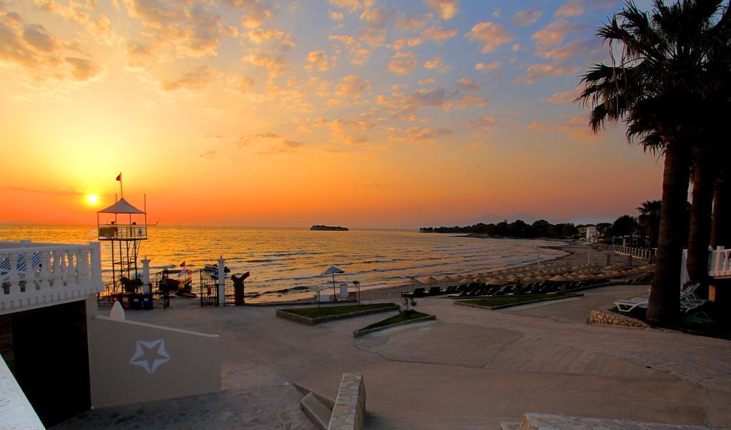 Club Tarhan Beach Didim Ngoại thất bức ảnh